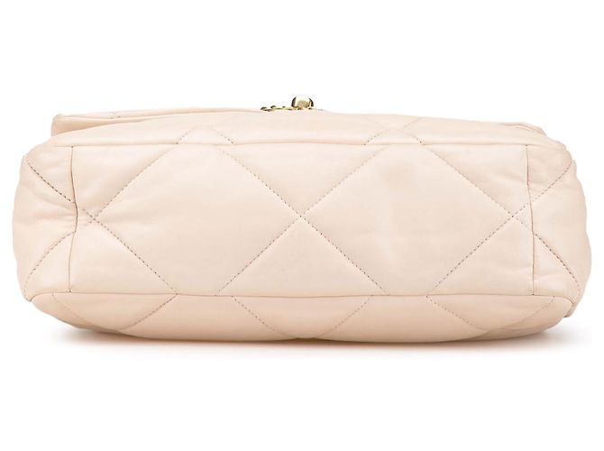 Chanel Beige Large Lambskin 19 Flap - vista 3