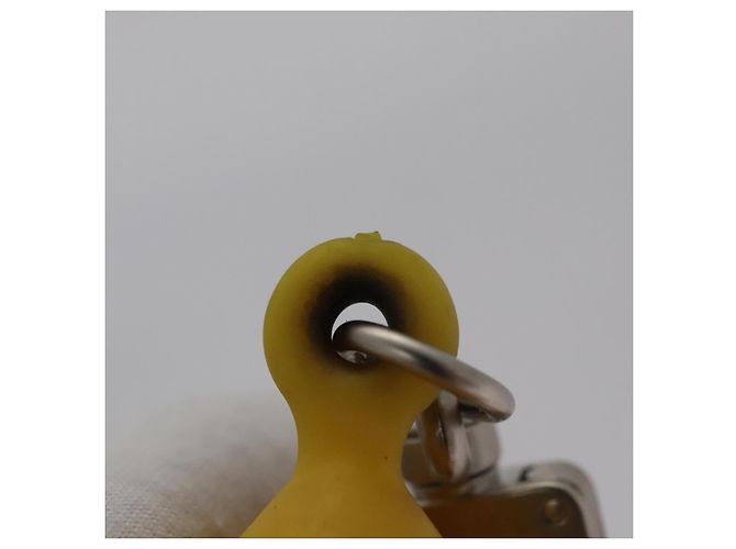 Charm in metallo giallo LV Auth SW064 di LOUIS VUITTON - vista 7