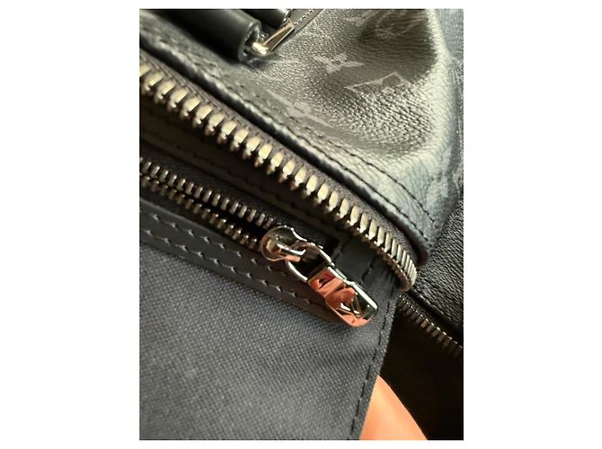 Louis Vuitton Keepall Eclipse 55 Borsa da viaggio nera in pelle Nero - vista 15