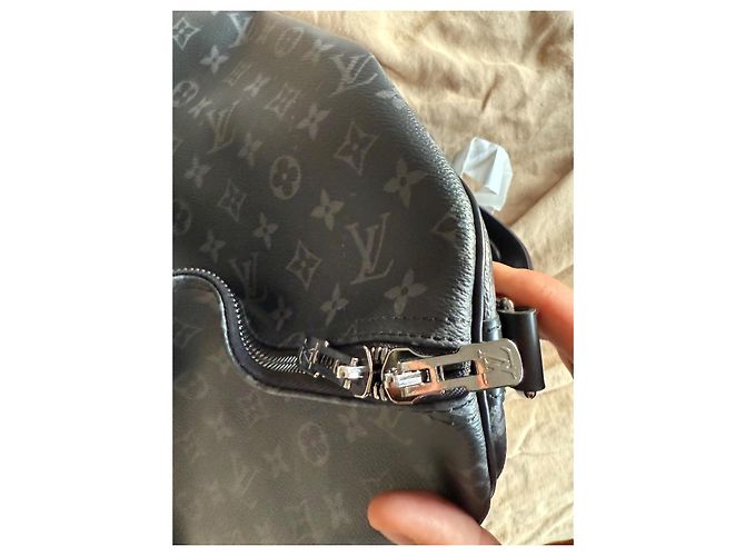 Louis Vuitton Keepall Eclipse 55 Borsa da viaggio nera in pelle Nero - vista 8