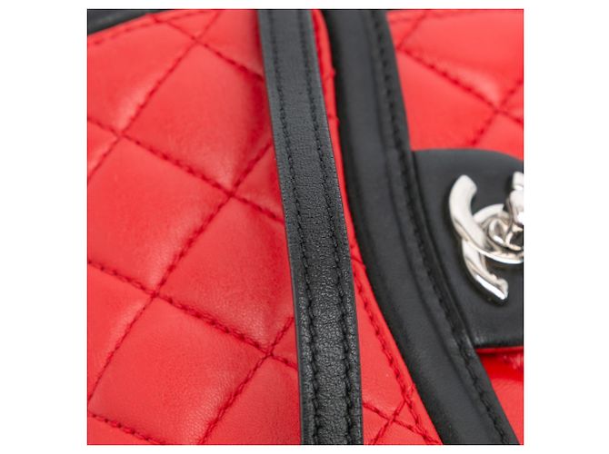 Chanel Rosso Mini Quadrato in Pelle di Agnello Grafica Borsa a Spalla - vista 10