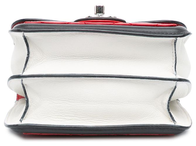 Chanel Rosso Mini Quadrato in Pelle di Agnello Grafica Borsa a Spalla - vista 3