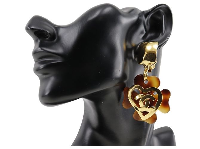 Orecchini a clip a forma di cuore Chanel Coco Mark Marrone - vista 2