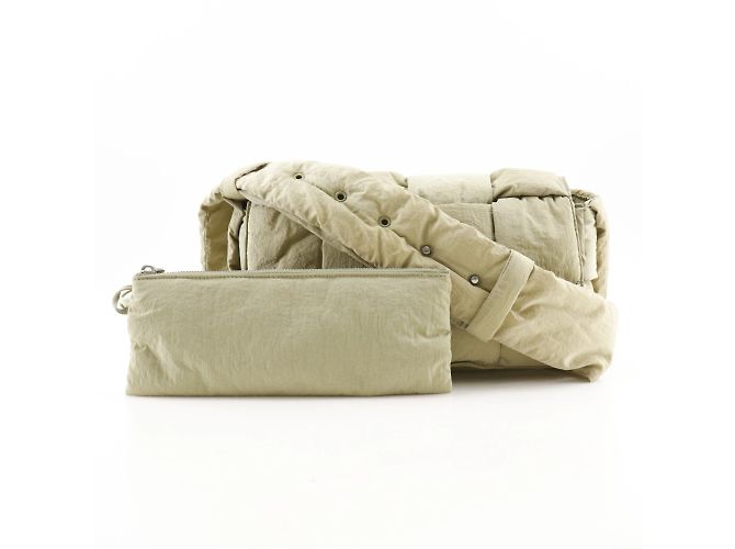 Cassette Borsa a spalla in tech imbottito Bottega Veneta Cachi - vista 11