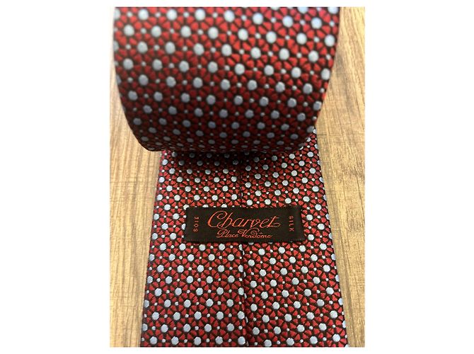 Cravatta Charvet in seta rossa a pois bianchi Rosso - vista 2