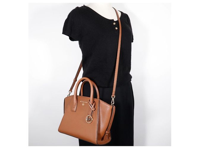 Borsa a mano Avril di Michael Kors Marrone - vista 11
