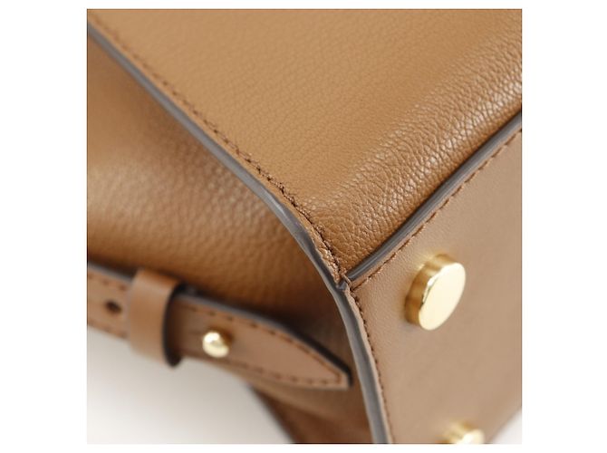 Borsa a mano Avril di Michael Kors Marrone - vista 4