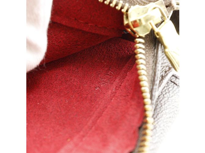 Borsa a Spalla Louis Vuitton Viva Cite PM Marrone Monogramma - vista 13