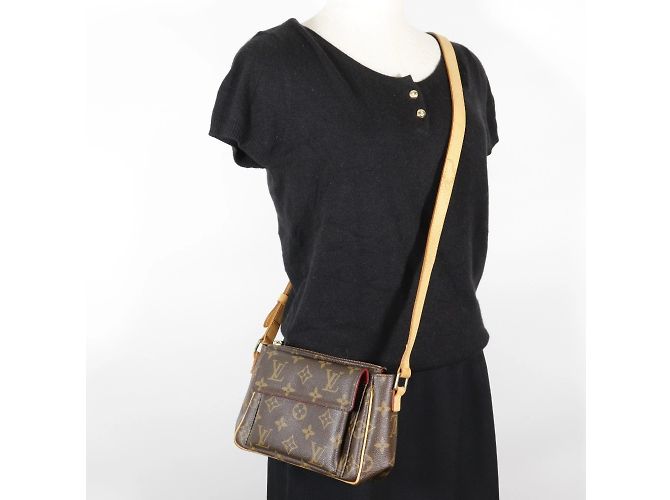 Borsa a Spalla Louis Vuitton Viva Cite PM Marrone Monogramma - vista 14