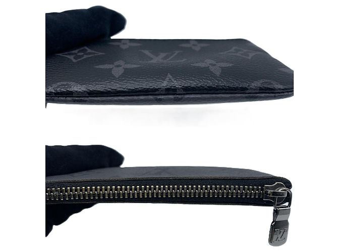 Louis Vuitton Monogram Eclipse Coin Case Keyring - view 5