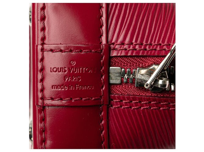 Louis Vuitton Alma BB in Epi rosa - vista 5