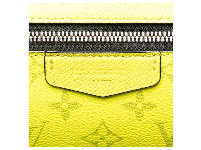 Bumbag esterno Monogram Taiga giallo Louis Vuitton - vista 8