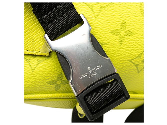 Bumbag esterno Monogram Taiga giallo Louis Vuitton - vista 9