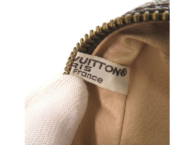 Pouch Monogram True Toilet 23 di Louis Vuitton Marrone Monogramma - vista 9