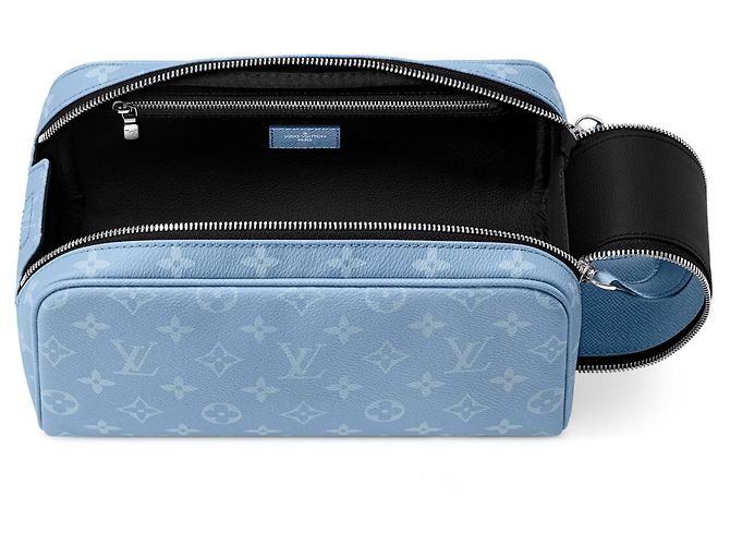 Louis Vuitton LV Dopp Taigarama blu - vista 2