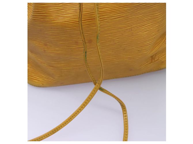 LOUIS VUITTON Epi Petit Noe Borsa a Spalla Gialla M44109 LV Auth 104159 Giallo - vista 20