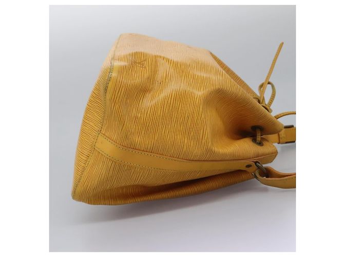 LOUIS VUITTON Epi Petit Noe Borsa a Spalla Gialla M44109 LV Auth 104159 Giallo - vista 4