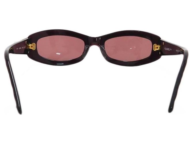 Gafas de sol acolchadas marrón rojo con logo CC dorado Chanel 5014 Castaño Roja - vista 3