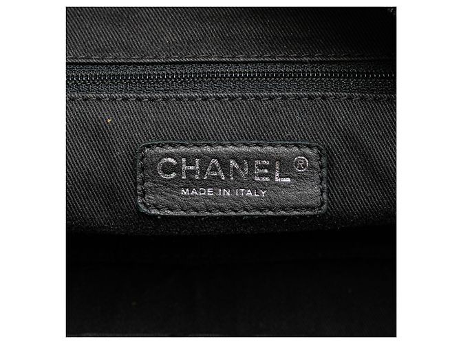Chanel Nero Parigi New York Borsa da Viaggio in Nylon Trapuntato - vista 5
