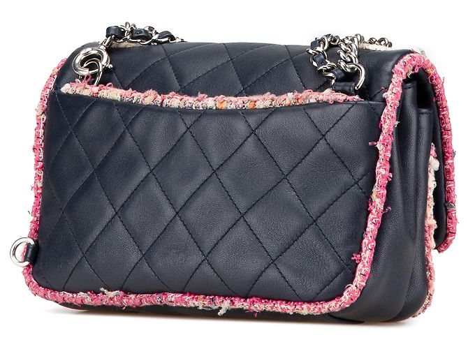 Chanel Blu Trapuntato in Agnello e Tweed con Rifinitura Elegante a Patta Blu navy - vista 2