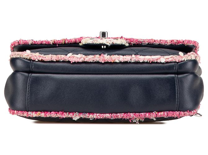 Chanel Blu Trapuntato in Agnello e Tweed con Rifinitura Elegante a Patta Blu navy - vista 3