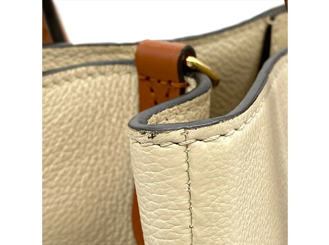 Borsa Louis Vuitton On My Side MM Beige - vista 7