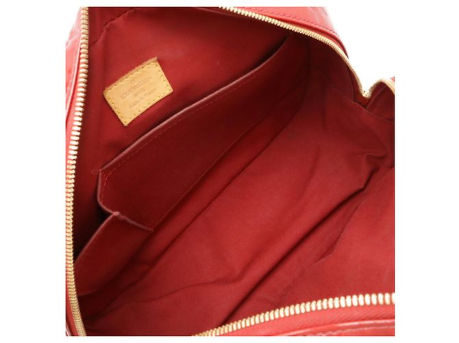 Borsa Summit Drive in Monogram Vernis di Louis Vuitton Rosso - vista 7