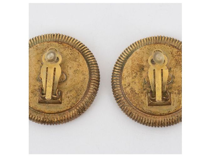 Orecchini a clip a forma di conchiglia rotonda Chanel Coco D'oro - vista 11