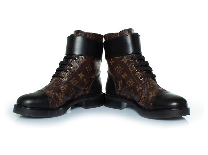 Louis Vuitton, wonderland flat rangers in monogramma Marrone Nero - vista 3
