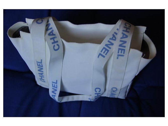 Borsa a mano Chanel in nylon Eggshell Bianco sporco - vista 5