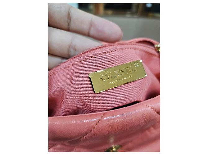 Chanel 19 Borsa Flap in agnello rosa - vista 17