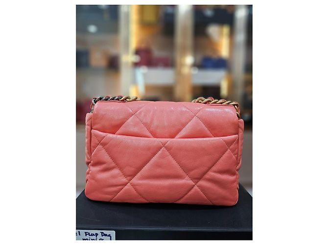 Chanel 19 Borsa Flap in agnello rosa - vista 4