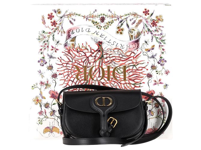 Dior Nova Bolsa Bobby Mini em Couro de Bezerro Preto - vista 2