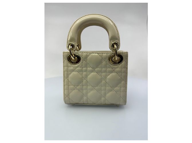 Micro Lady Dior en Charol Beige - Christian Dior Crema - vista 7