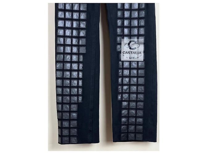 Chanel Pantalones de Detalle de Cuero Mosaico de Runway de 3$ Negro - vista 9