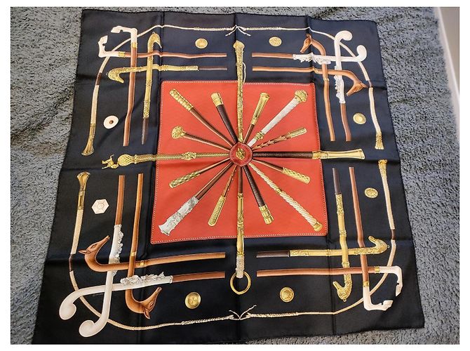 Hermès Foulard in seta Hermes Vintage Cannes Et Pommeaux - Cane Marrone Nero - vista 3