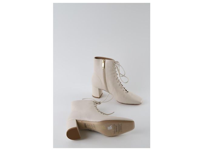 Lk Bennett Botas de couro bege com cadarço - vista 6