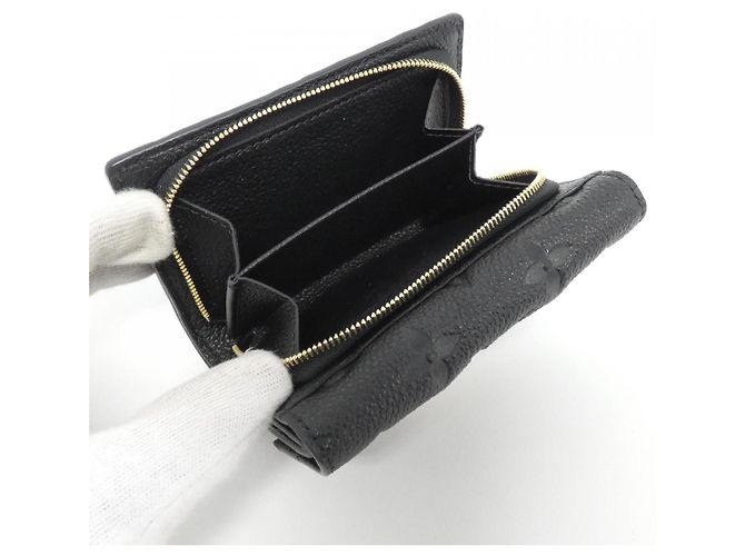 Cartera Metis Compact Monogram Empreinte Louis Vuitton Negro - vista 4