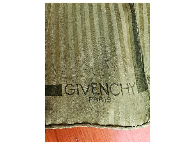 Pañuelo de seda Givenchy Verde Oliva - vista 2