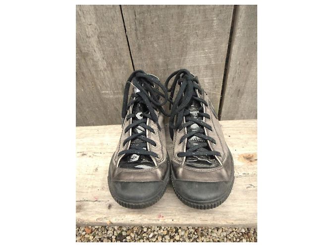 Pataugas Sneaker aus Leder Grau - Ansicht 3