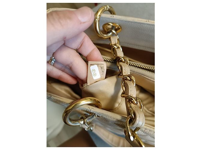 Wallet On Chain Borsa Shopping Tote Chanel GST Beige in Pelle - vista 12
