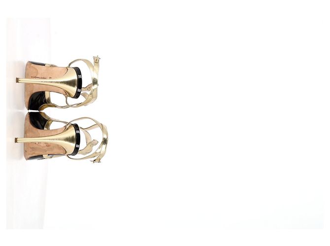 Pumps slingback a punta rotonda Rupert Sanderson in pelle nera e dorata Nero - vista 11