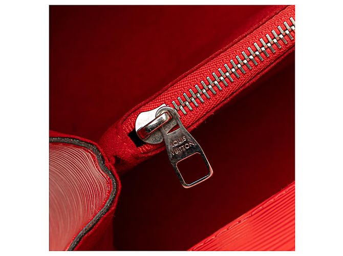 Louis Vuitton Rosso Epi Marly MM - vista 7