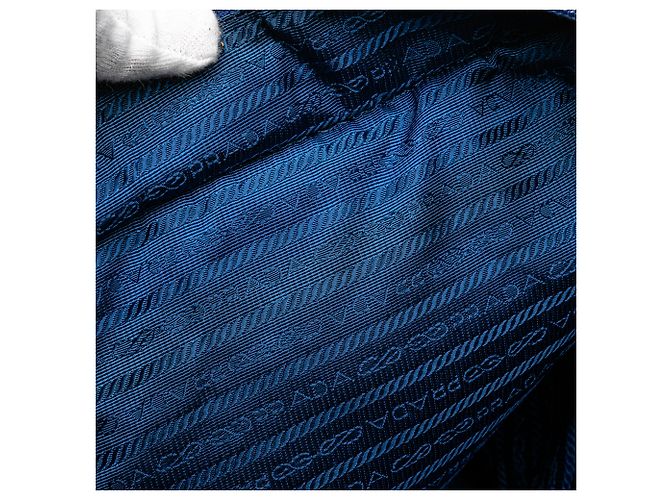 Prada Blaue Tessuto-Handtasche - Ansicht 10
