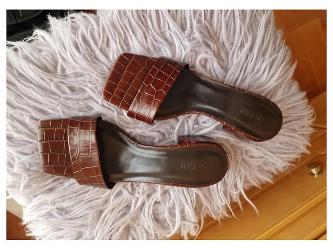 By Far Mule in pelle Courtney Cioccolato - vista 3