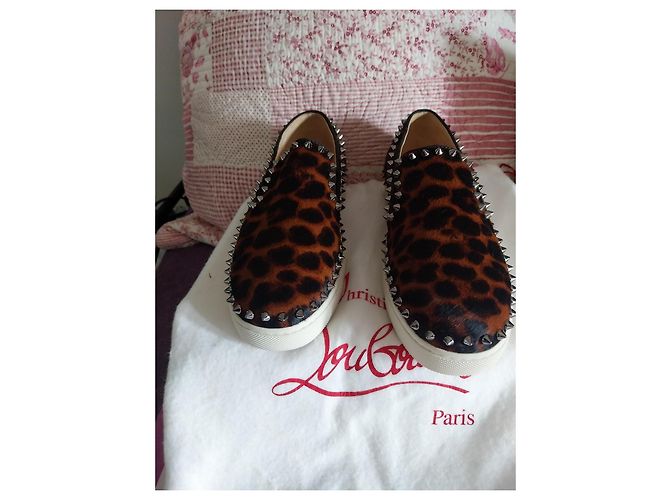 Sneakers Christian Louboutin in pelle leopardate - vista 4