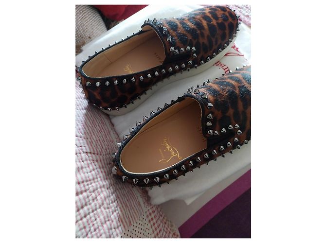 Sneakers Christian Louboutin in pelle leopardate - vista 5