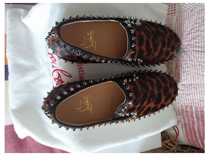 Sneakers Christian Louboutin in pelle leopardate - vista 8