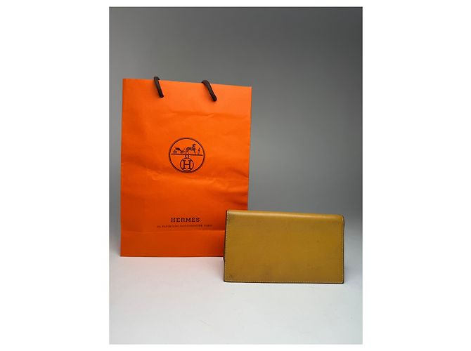 Hermès Vintage Hermes Paris Leder ID-Halter Gelb - Ansicht 2
