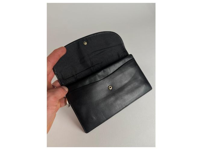Clutch in pelle vintage Givenchy GV3 nera Nero - vista 4
